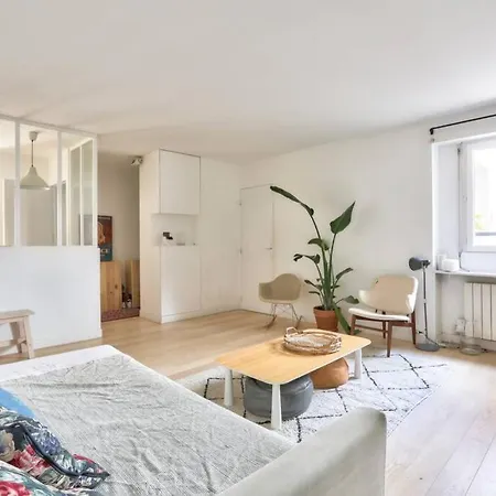 Guestready - Lovely Parisian Apt W/ Terrace Apartment Paris